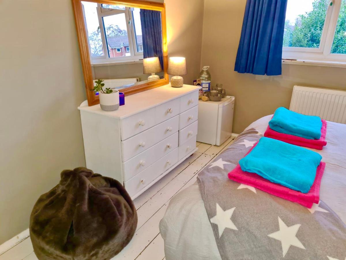 Watford & Bushey Homestay Watford (Hertfordshire)